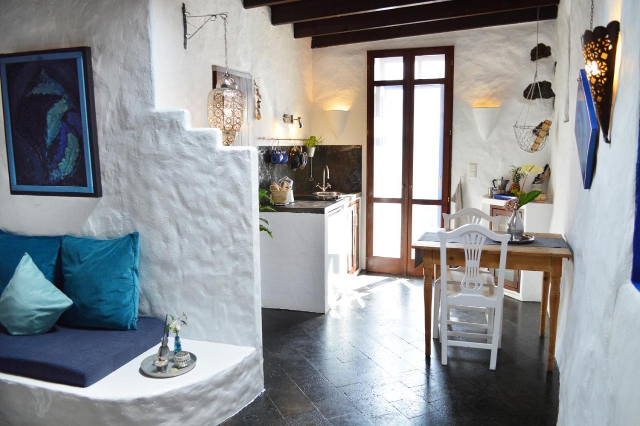 Stylish Getaway With Secluded Patio In Lava Finca Uga Екстер'єр фото