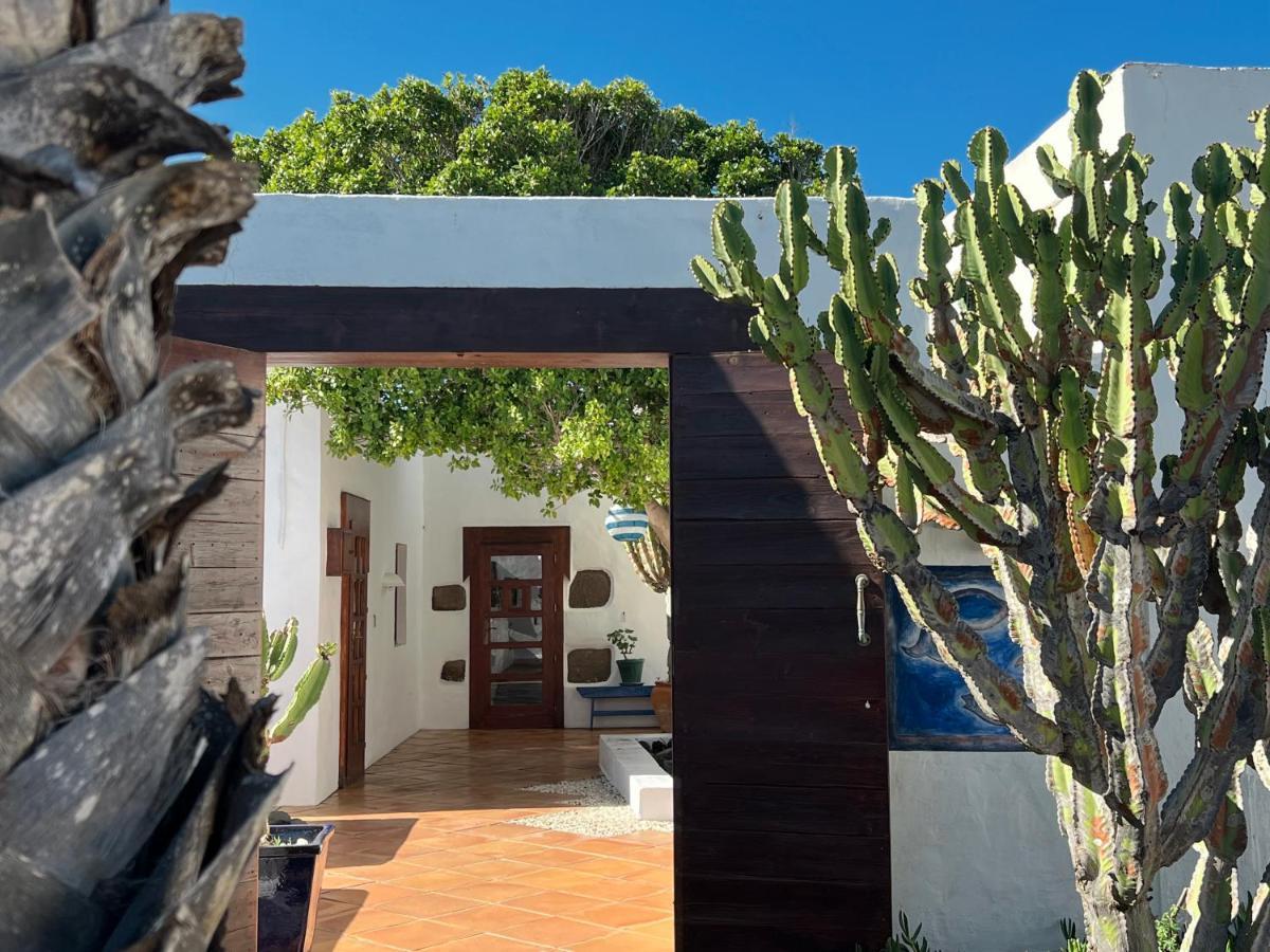 Stylish Getaway With Secluded Patio In Lava Finca Uga Екстер'єр фото